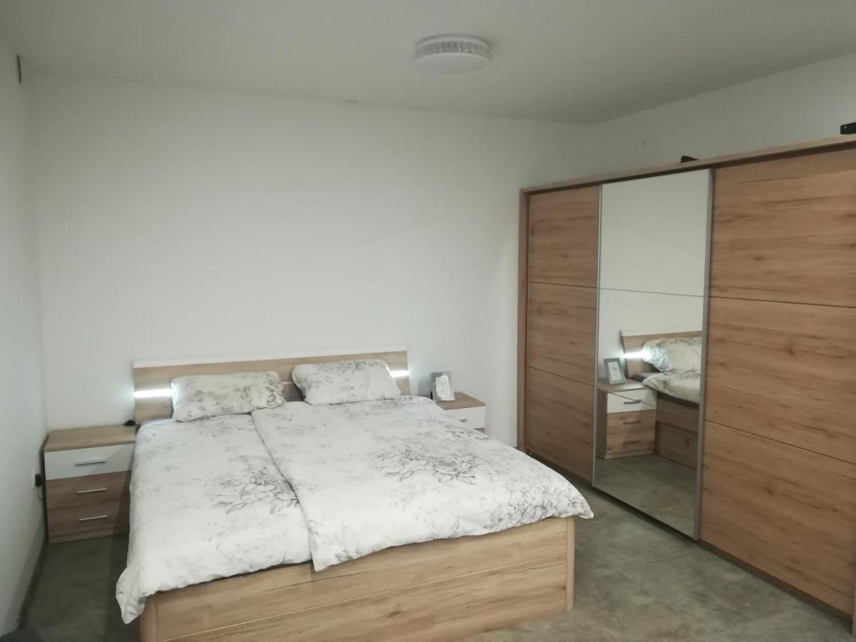 Place Near Casino Mond - Apartma Urska Sentilj Εξωτερικό φωτογραφία