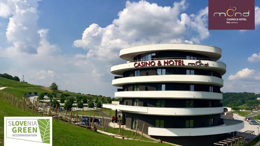 Place Near Casino Mond - Apartma Urska Sentilj Εξωτερικό φωτογραφία